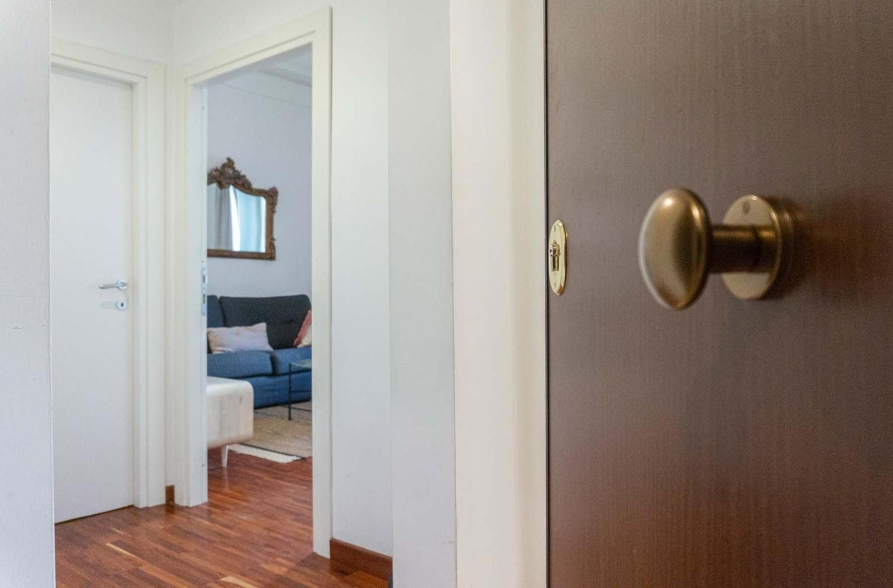 Colosseum Cosy Apartment Close To Metro Rome Exterior photo