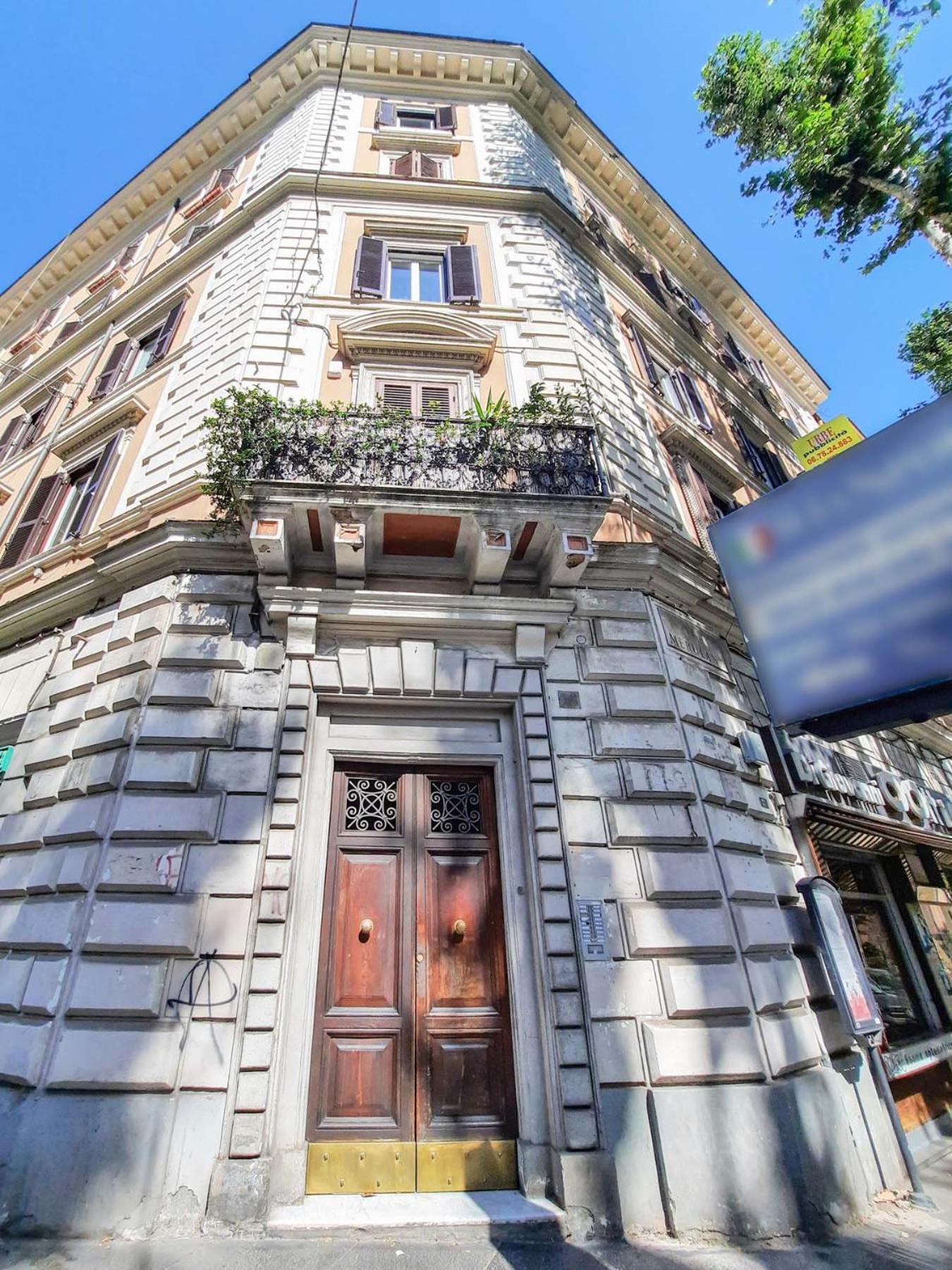 Colosseum Cosy Apartment Close To Metro Rome Exterior photo