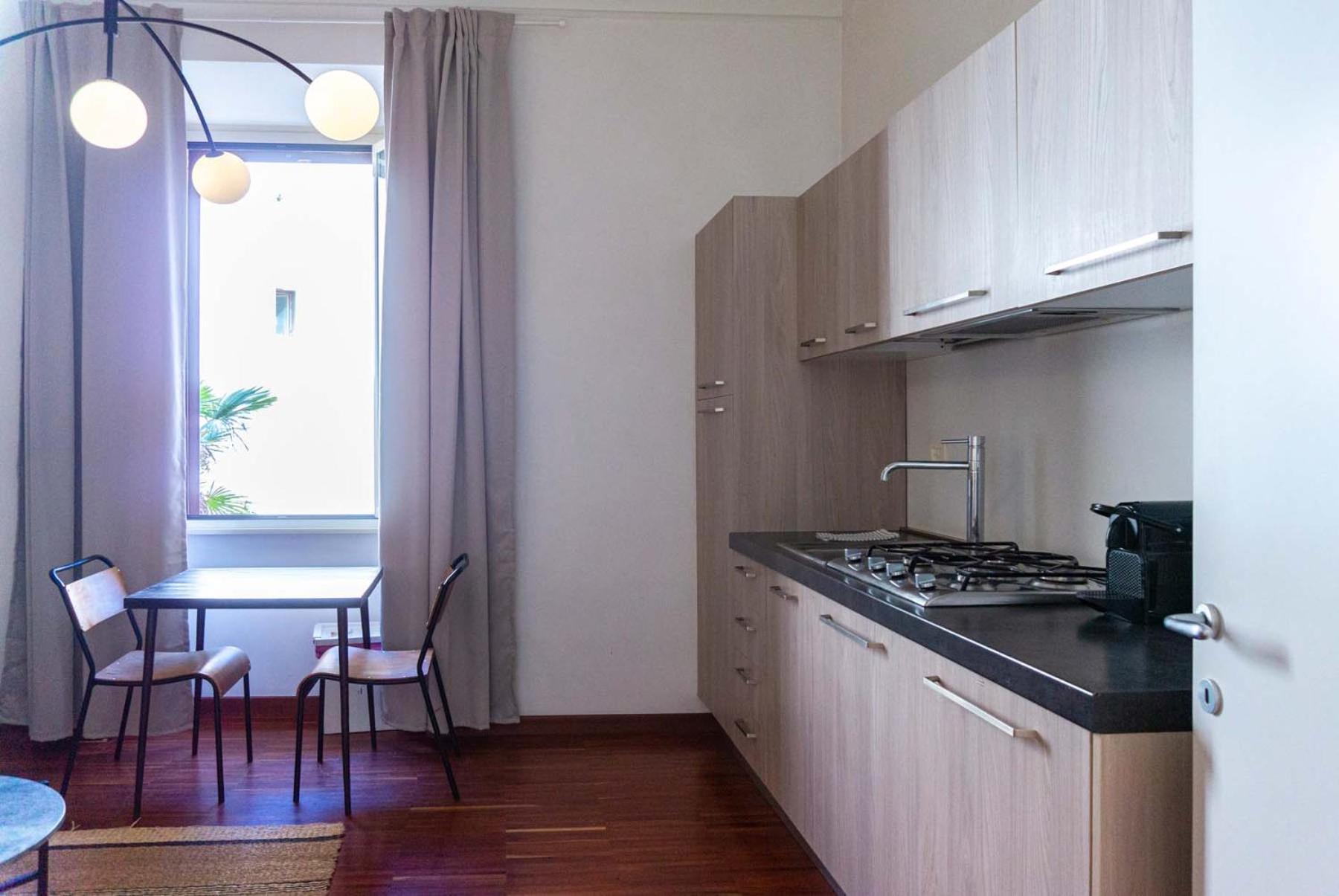 Colosseum Cosy Apartment Close To Metro Rome Exterior photo